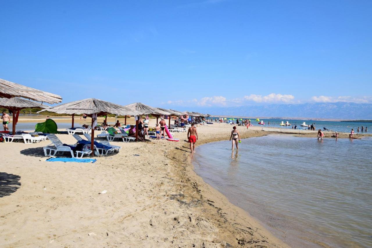 Apartments Keti Нин Екстериор снимка
