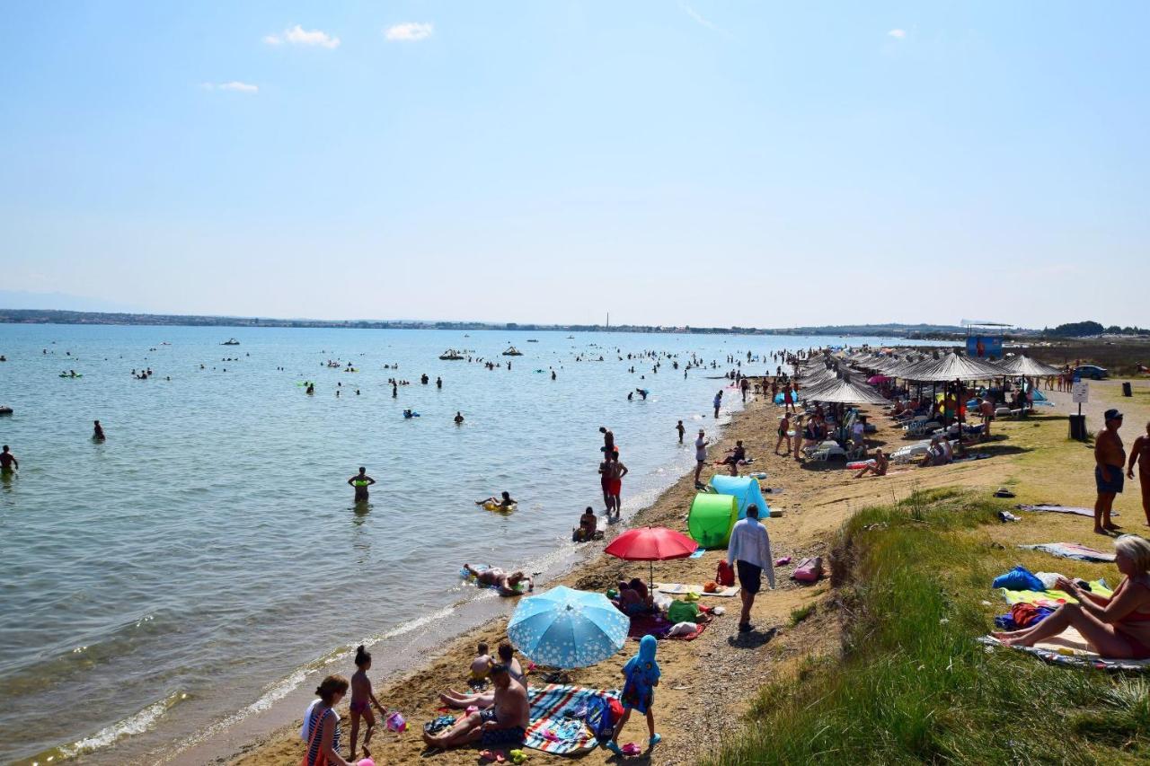 Apartments Keti Нин Екстериор снимка